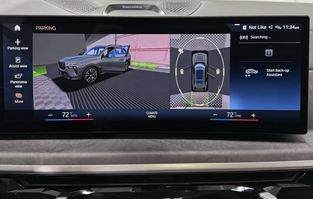 Used 2023 BMW X7 M60i image 36