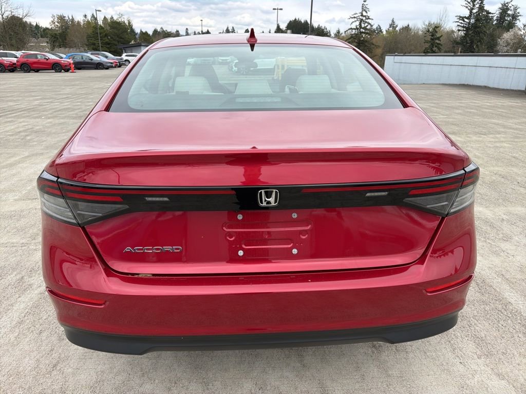 Used 2024 Honda Accord EX image 5