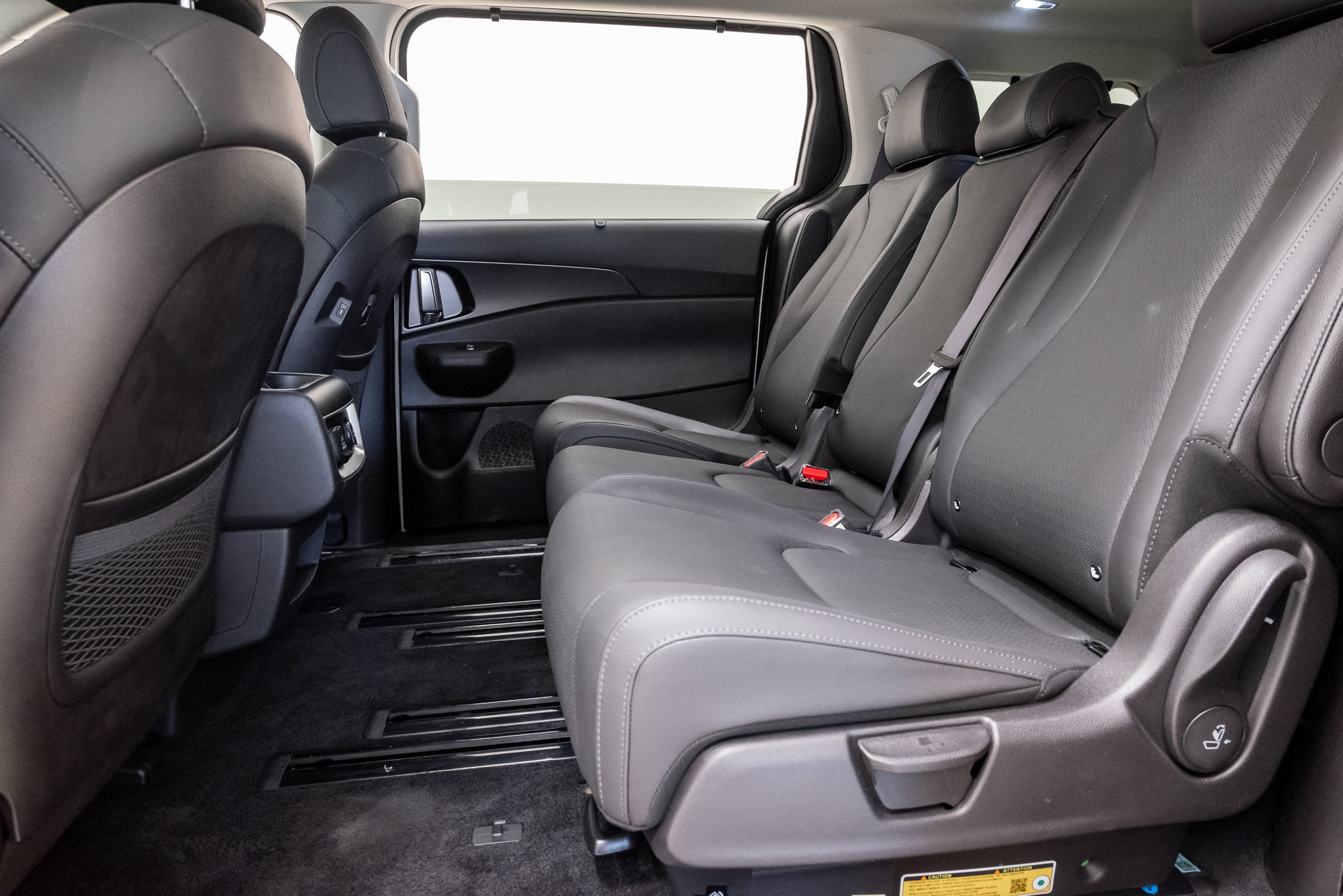 Used 2026 Kia Carnival SX Prestige FWD image 31