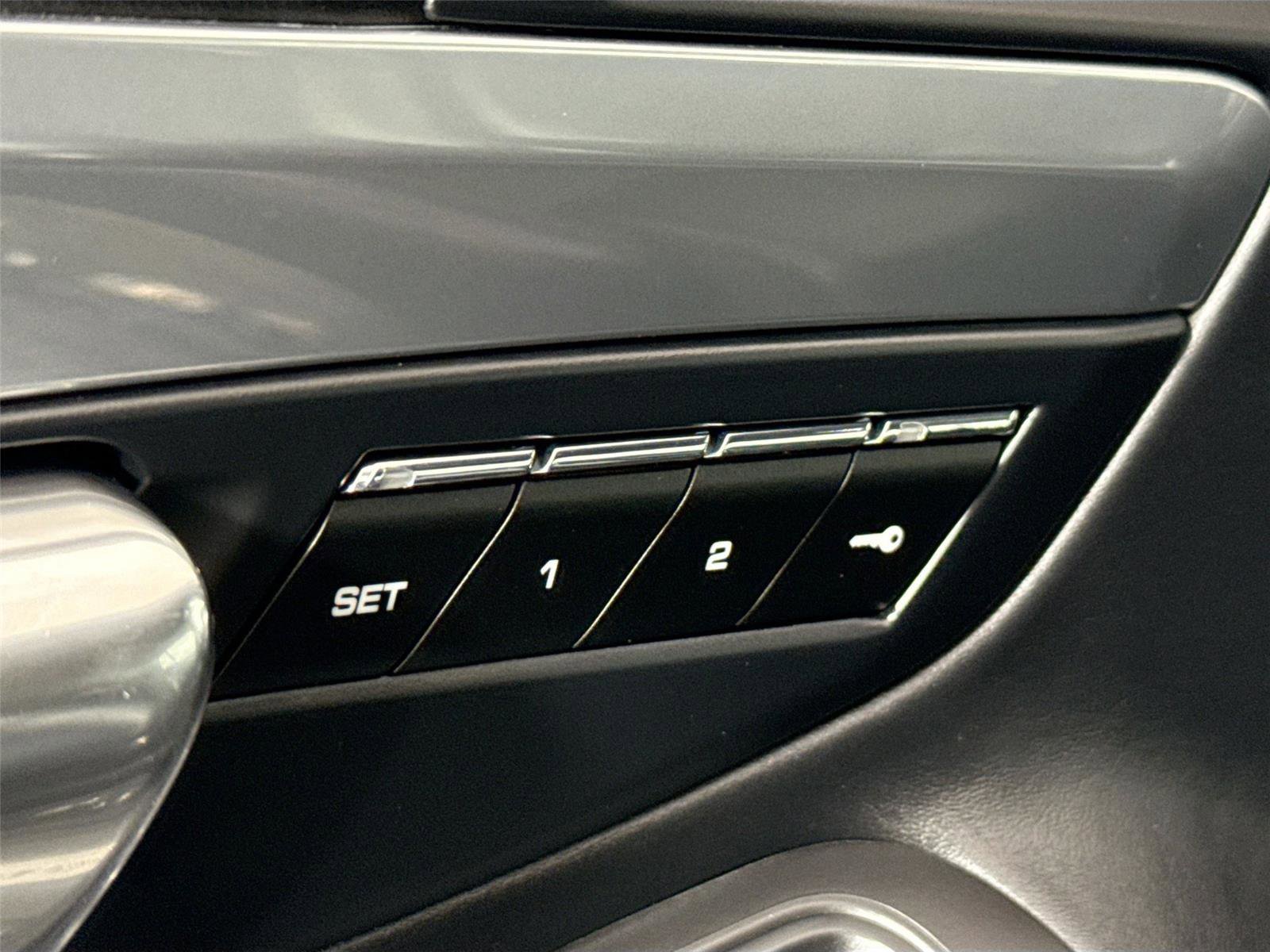 Used 2017 Porsche 911 Carrera S image 31