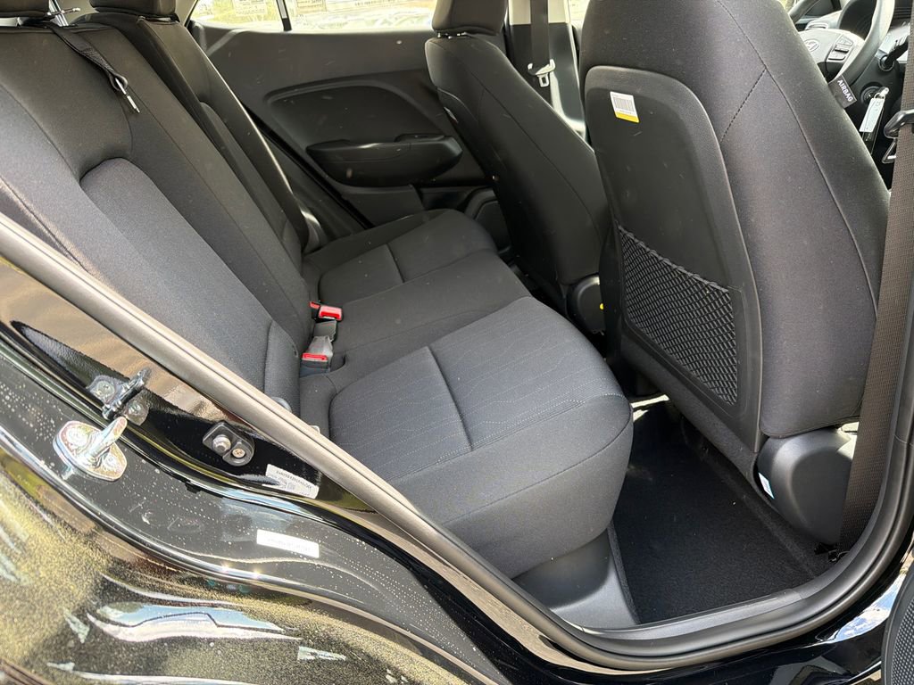 New 2026 Hyundai Venue SE image 15
