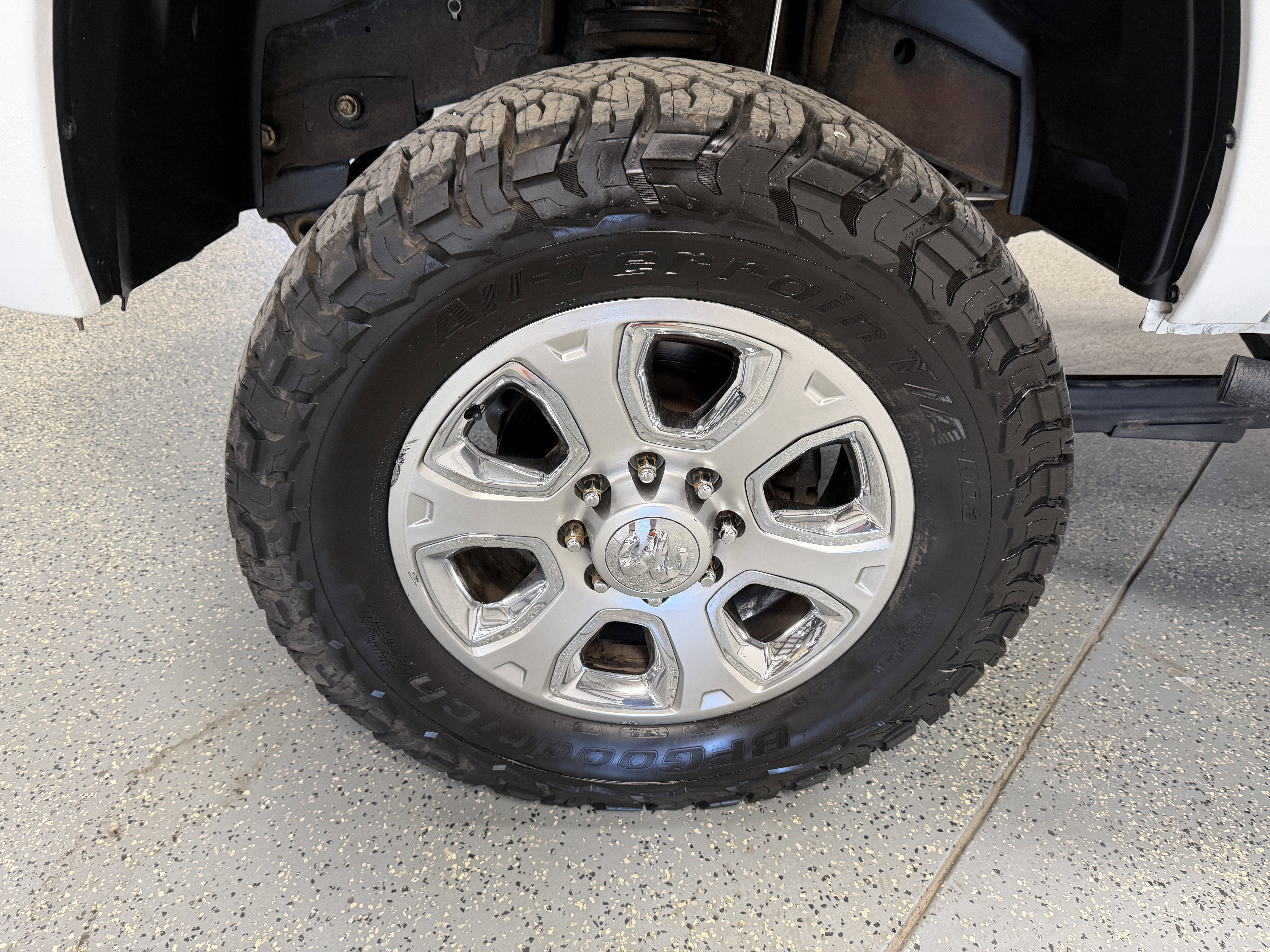 Used 2016 RAM 2500 SLT AWD/4WD image 29