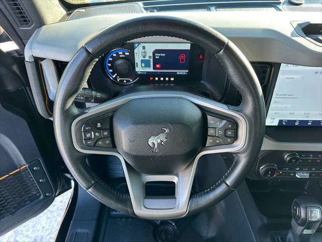 Used 2022 Ford Bronco Badlands image 23
