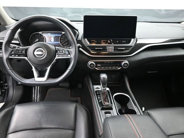 Used 2023 Nissan Altima 2.0 SR image 10