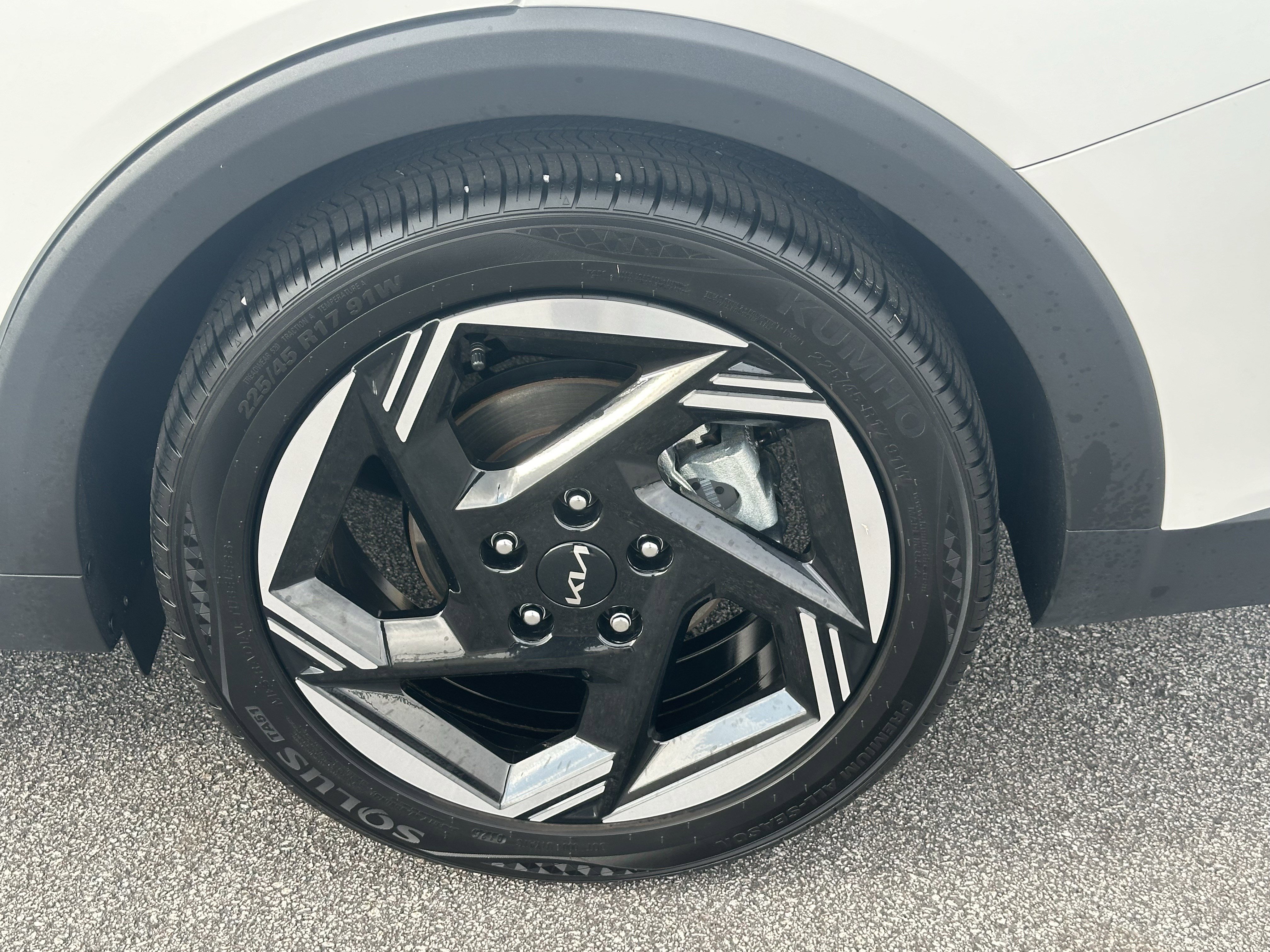 Used 2025 Kia K4 EX image 20