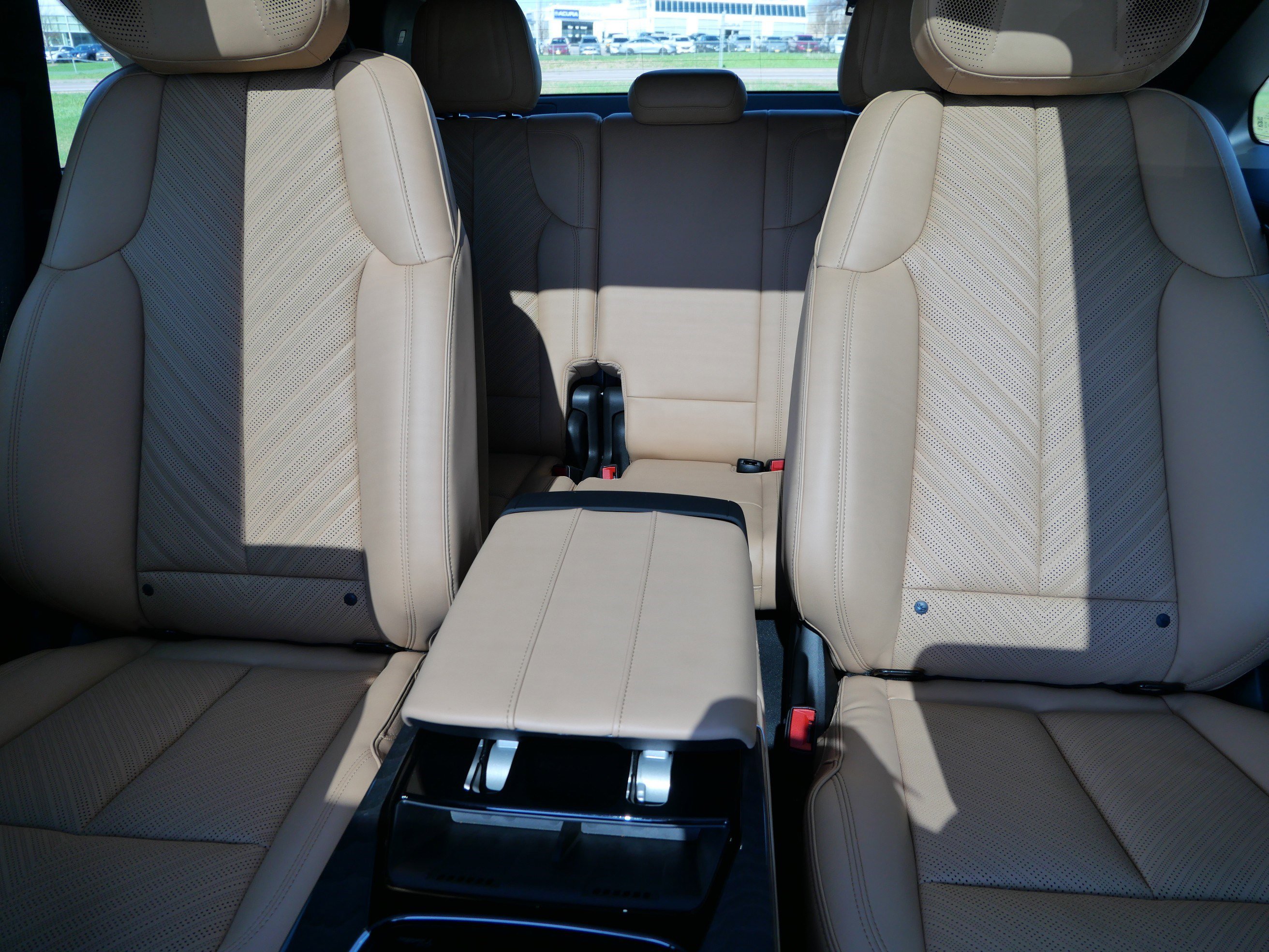 Certified 2025 Cadillac Escalade IQ Sport 2 AWD/4WD image 13