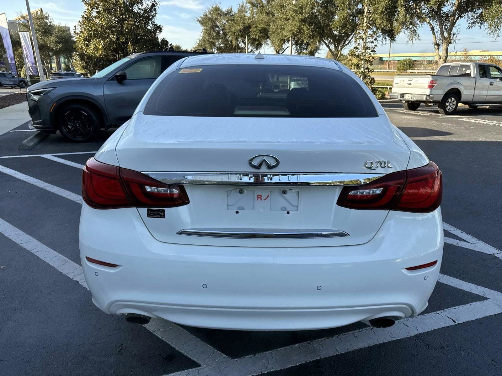 Used 2015 INFINITI Q70 L 3.7 image 3