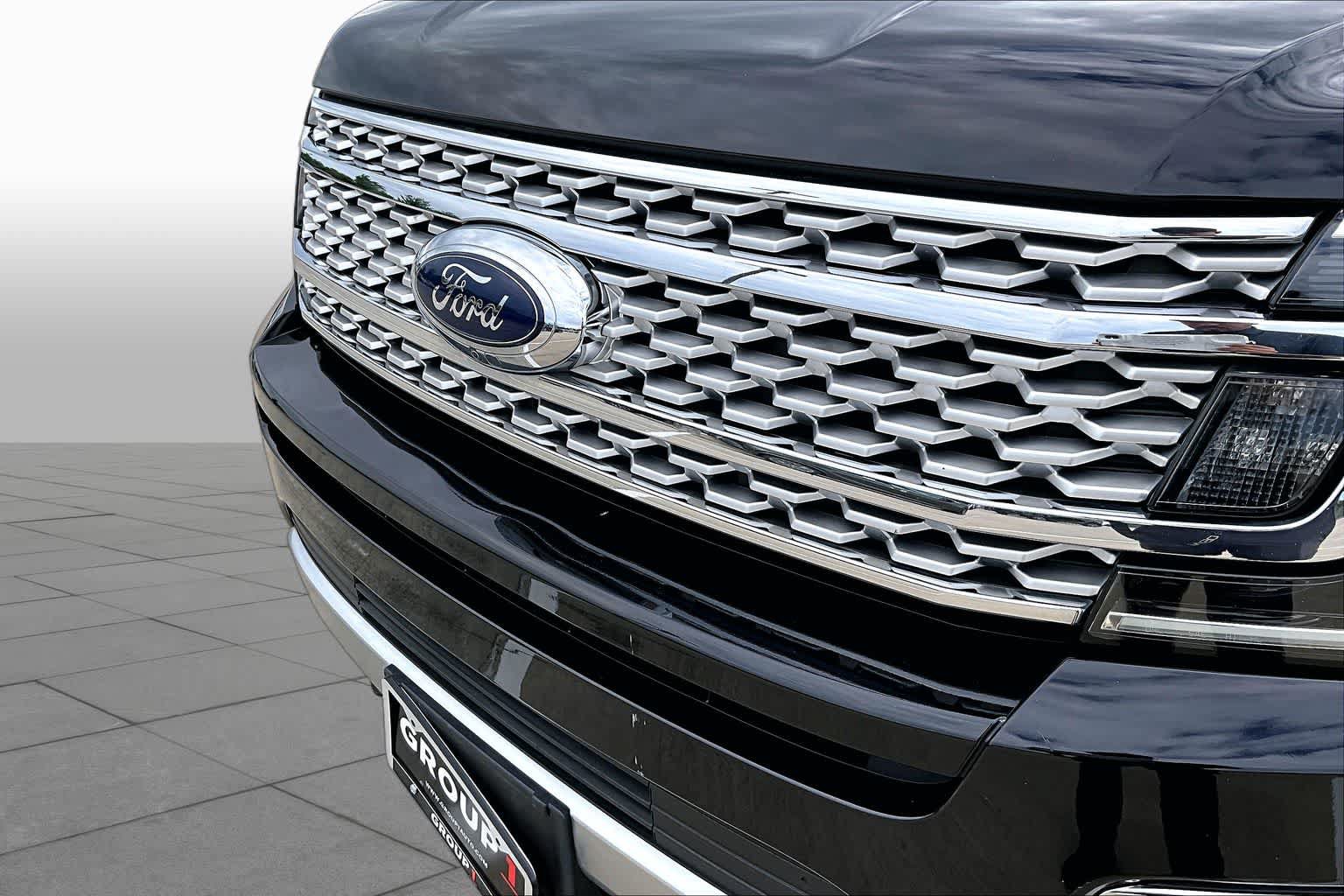Certified 2019 Ford Expedition Platinum RWD image 29