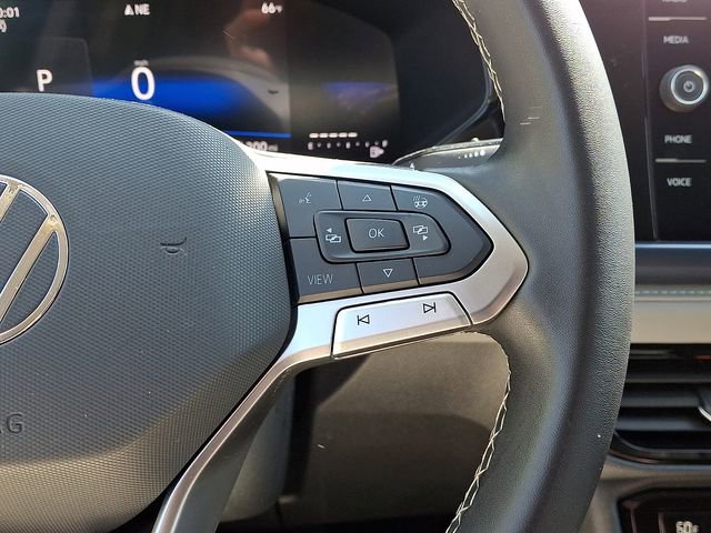 Used 2024 Volkswagen Taos SE FWD image 24