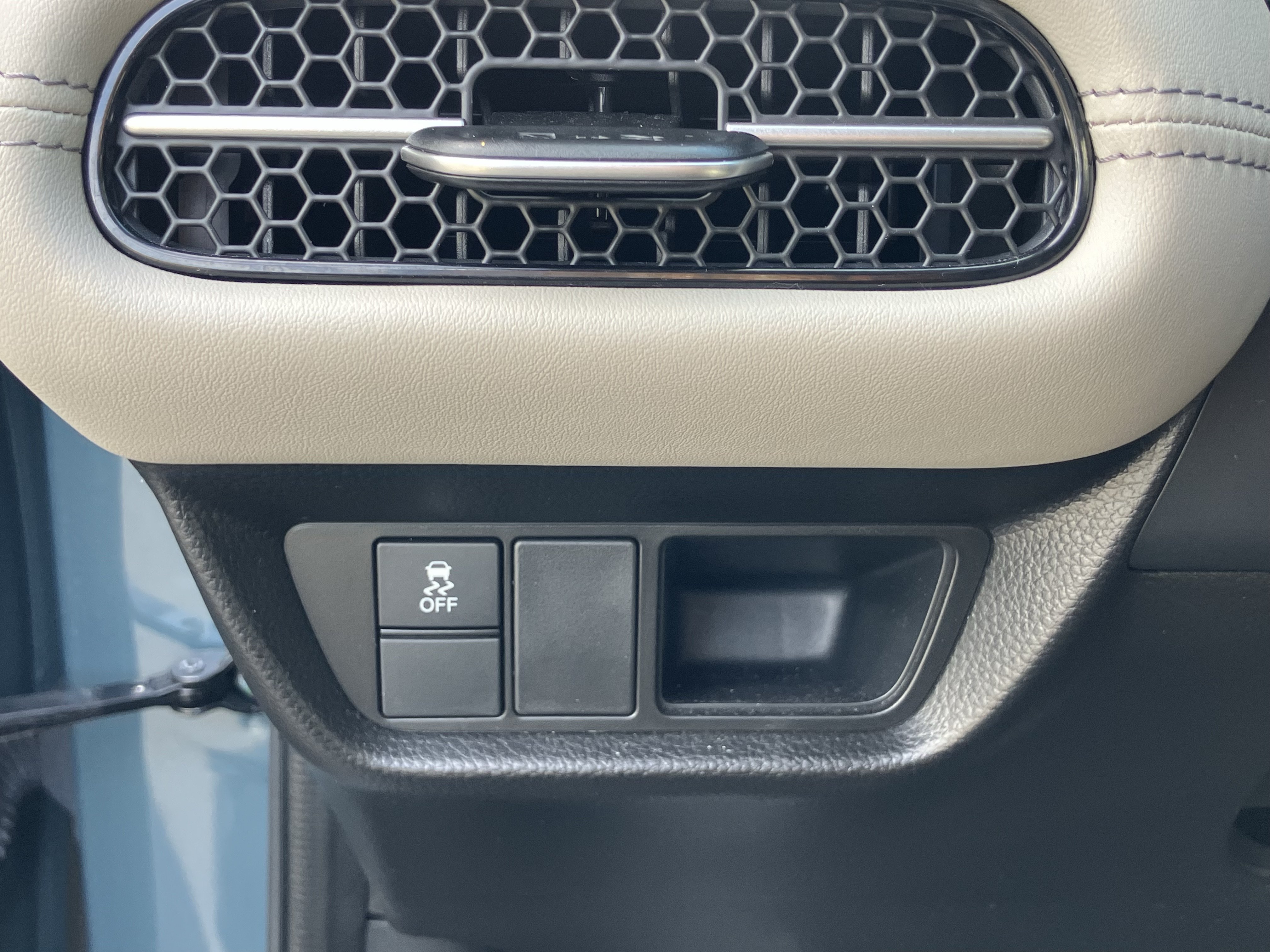Used 2025 Honda HR-V EX-L image 19
