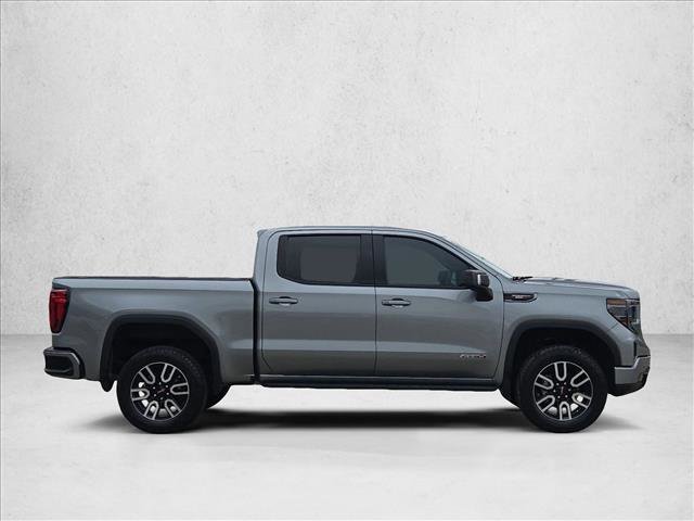 Used 2023 GMC Sierra 1500 AT4 w/ AT4 Premium Package AWD/4WD image 4
