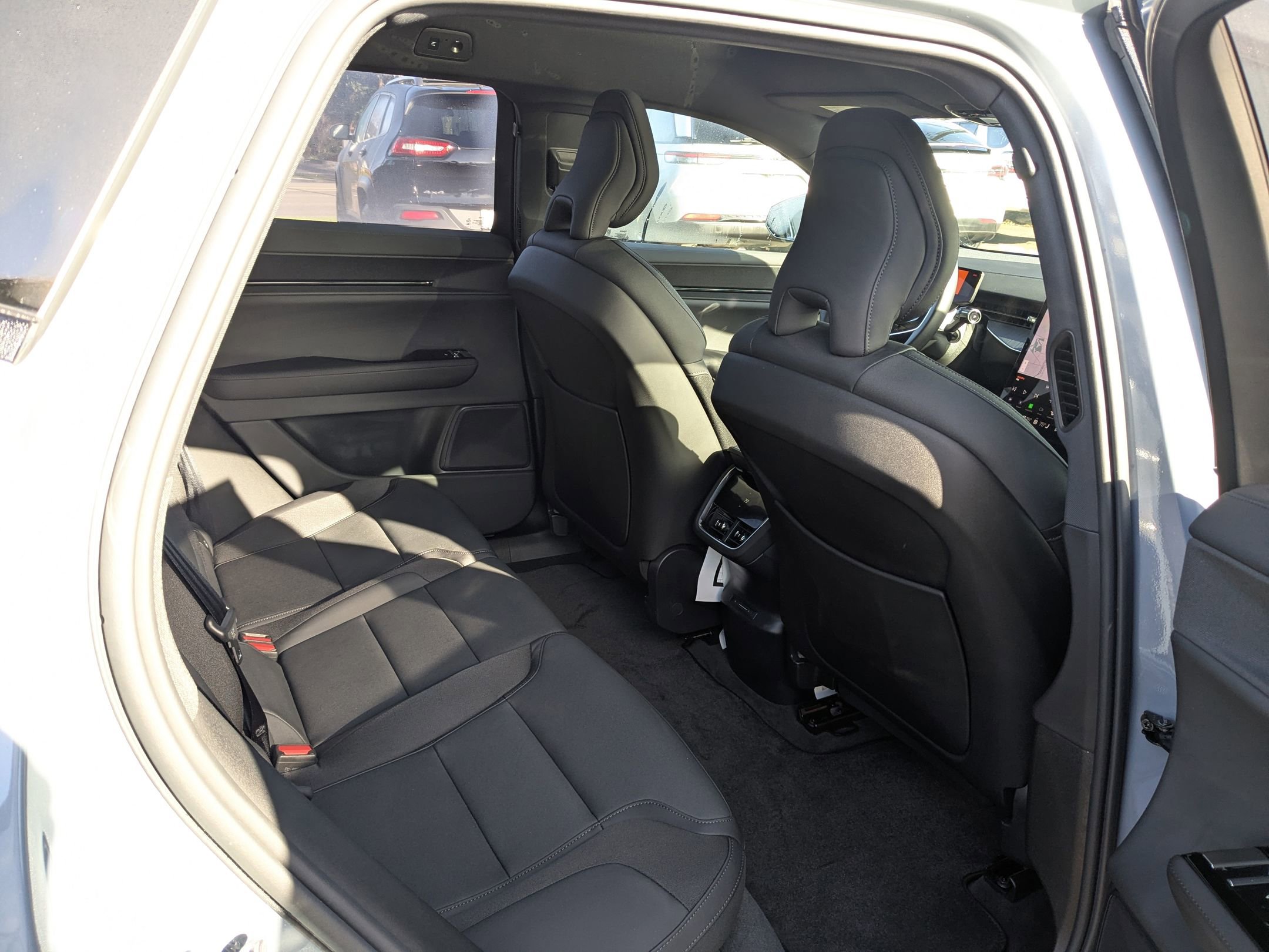 Used 2025 Polestar Polestar 3 image 28