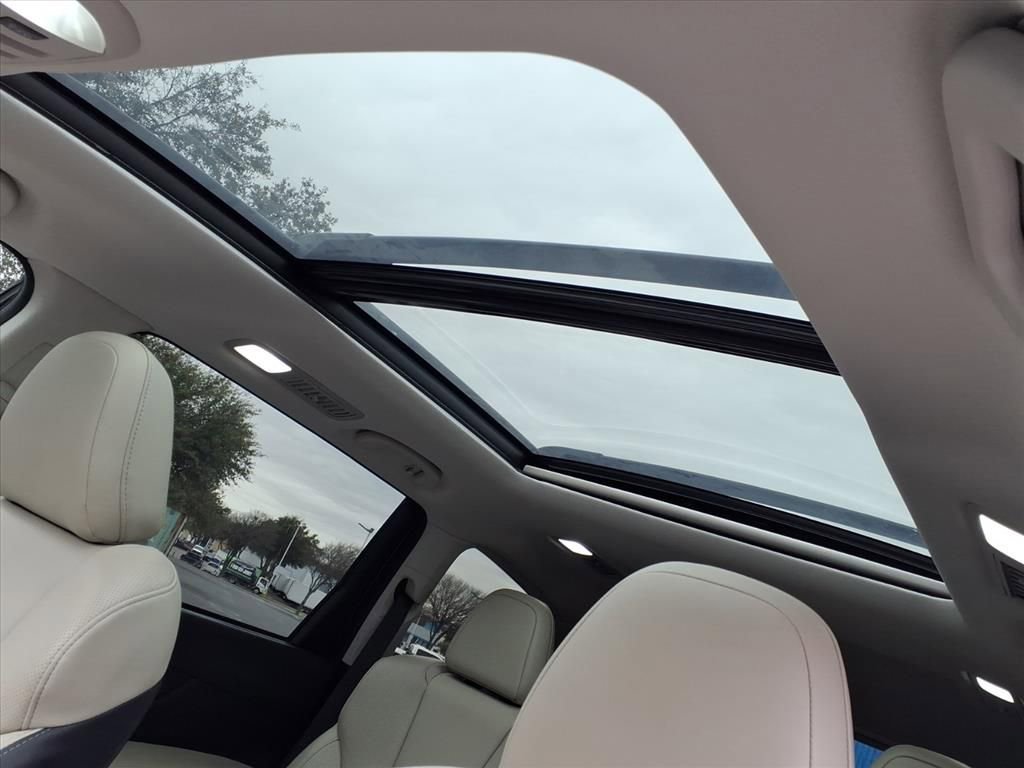 Used 2022 Subaru Ascent Limited w/ Technology Package image 14