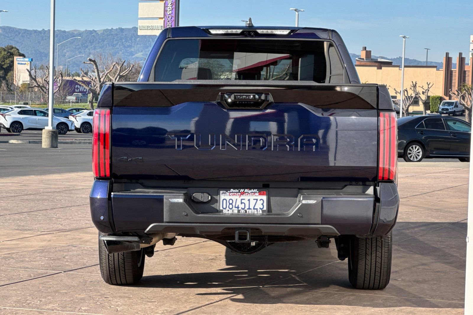 Used 2024 Toyota Tundra Platinum image 5