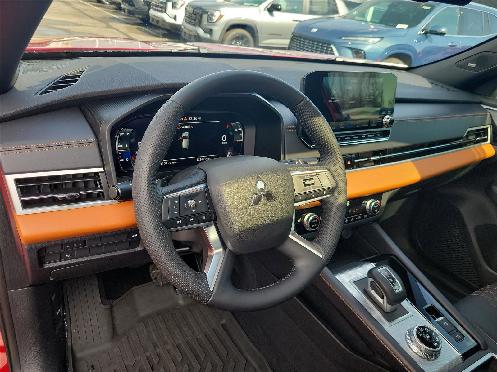 Used 2024 Mitsubishi Outlander SEL image 27