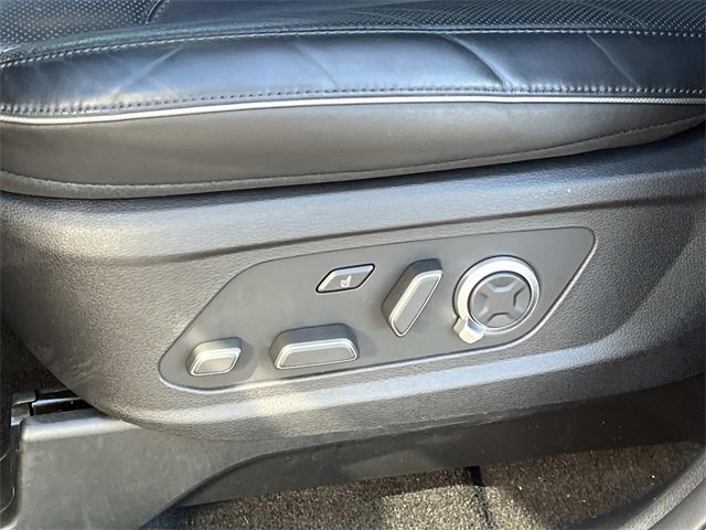 Used 2024 Hyundai Palisade Calligraphy image 24