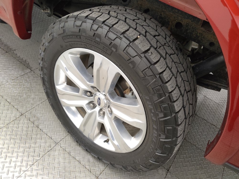 Used 2019 Ford F150 Platinum w/ Equipment Group 701A Luxury AWD/4WD image 31