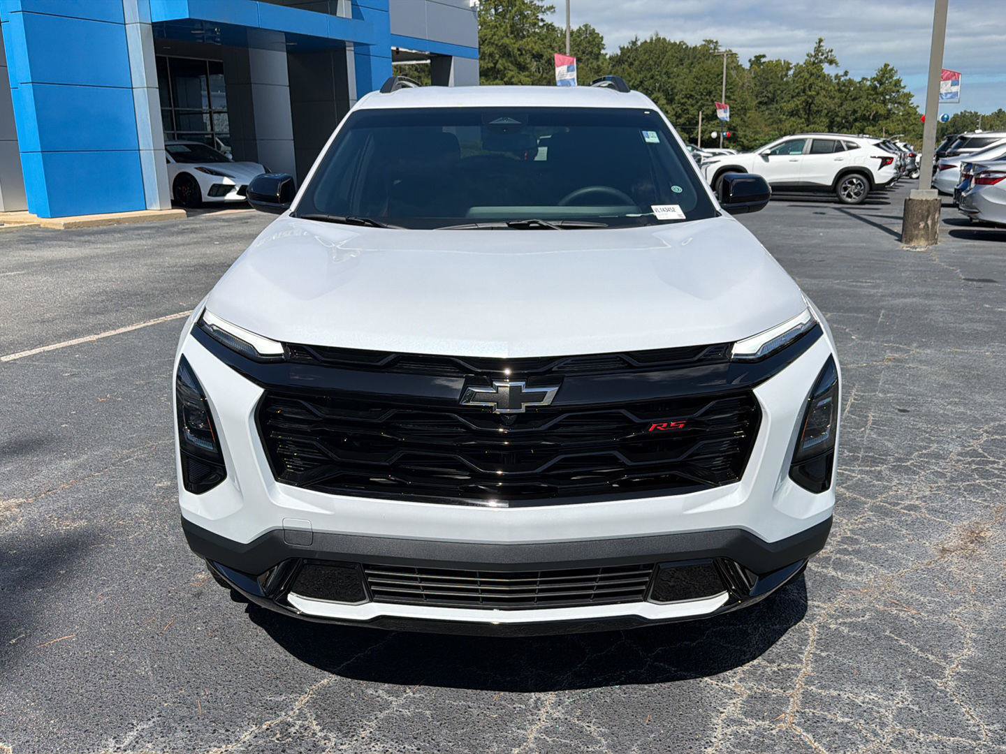 New 2027 Chevrolet Equinox RS FWD image 9