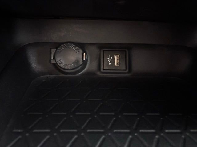 Used 2024 Toyota RAV4 XLE Premium image 29