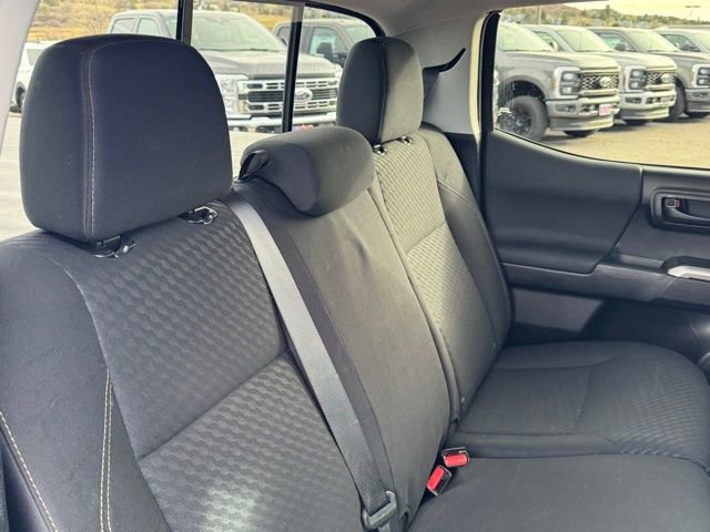 Used 2021 Toyota Tacoma SR5 w/ Trail Edition image 21