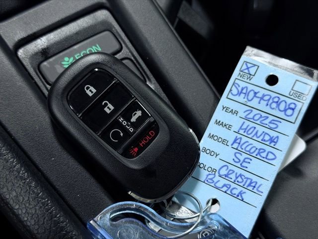 Used 2025 Honda Accord SE image 35