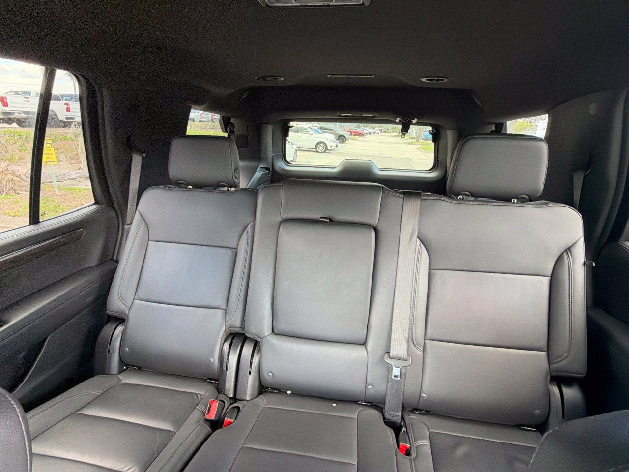 Used 2025 Chevrolet Tahoe LT AWD/4WD image 8