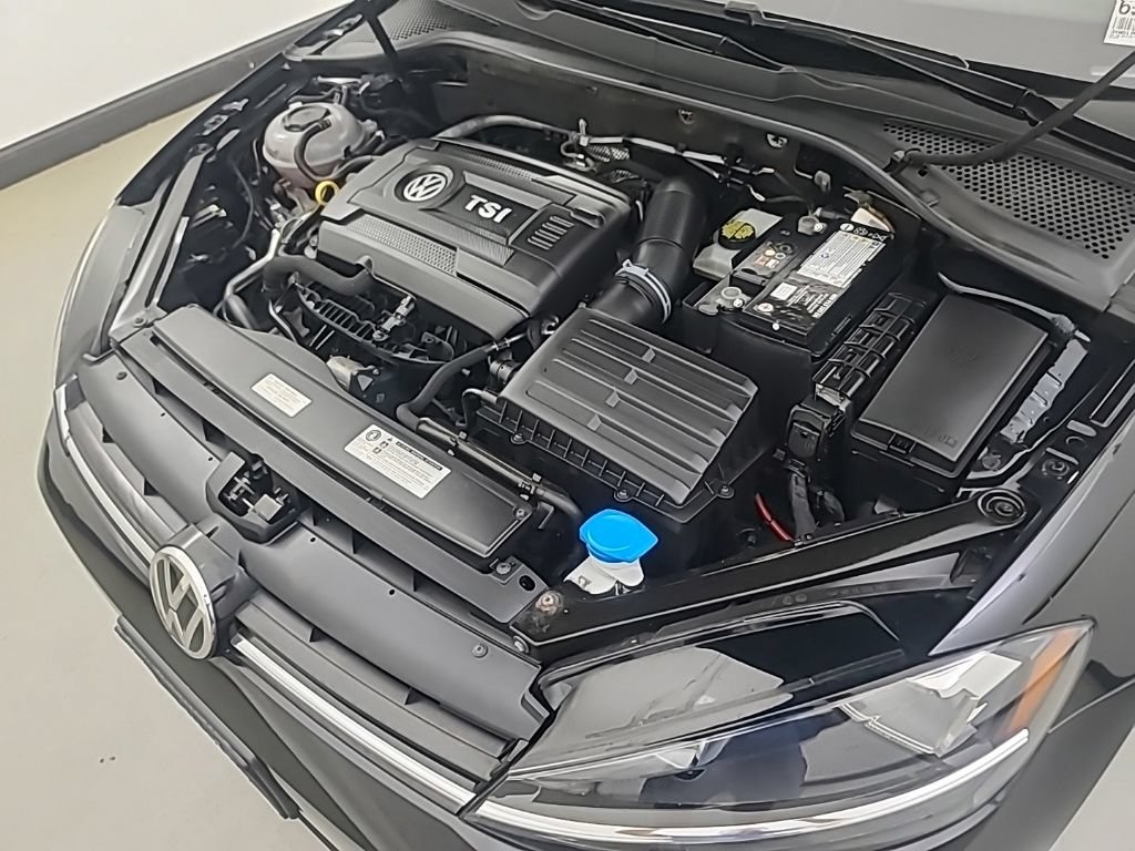 Used 2018 Volkswagen Golf SE FWD image 36