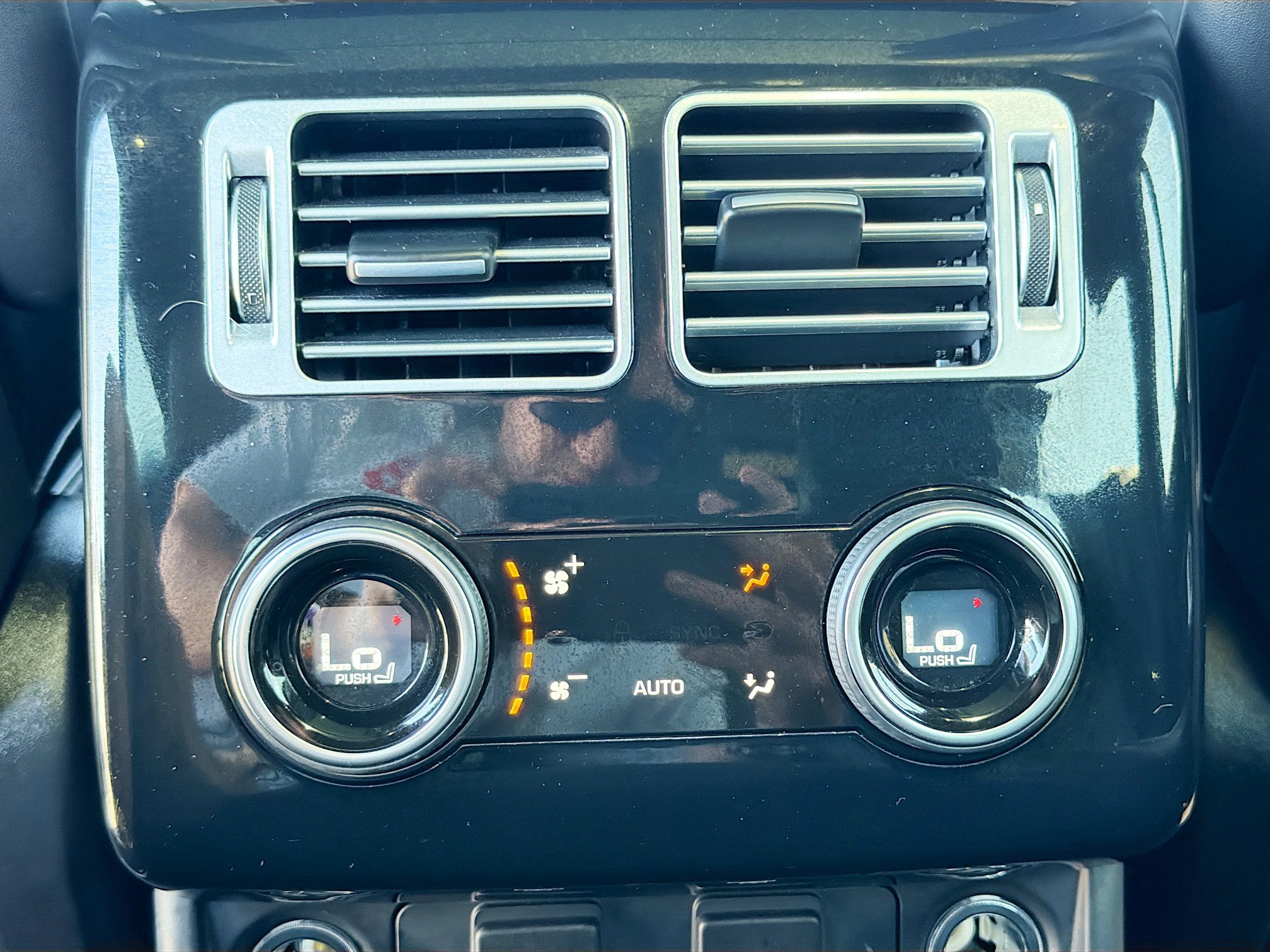 Used 2022 Land Rover Range Rover Westminster Edition image 21