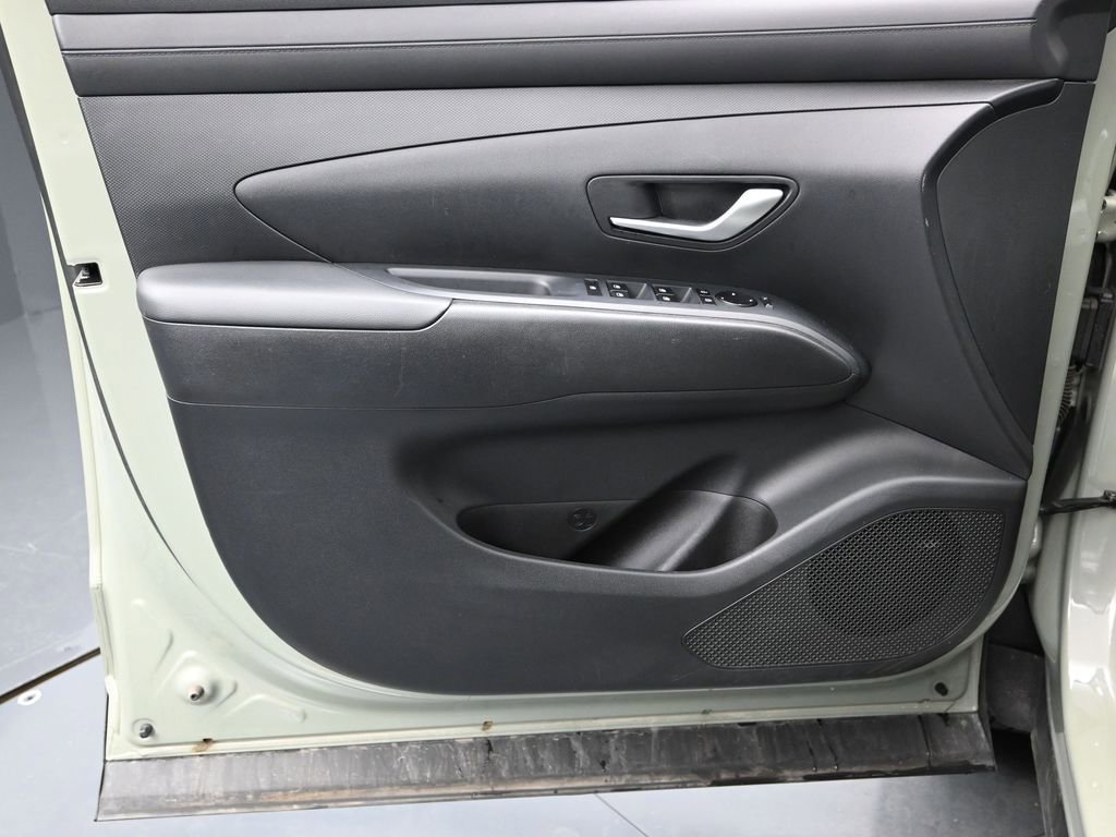 Used 2025 Hyundai Santa Cruz SEL image 16