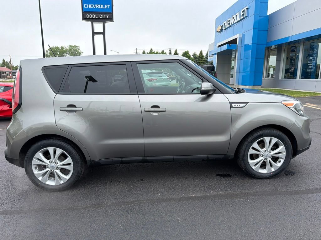 Used 2014 Kia Soul + FWD image 5
