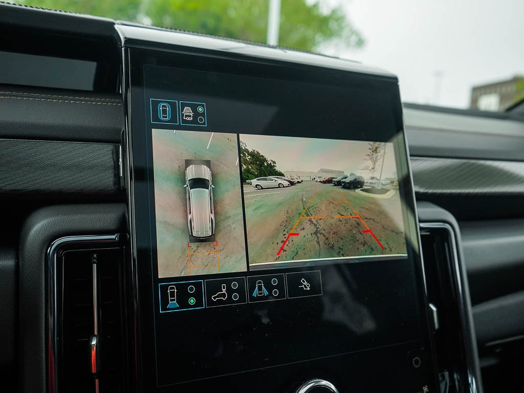 New 2026 GMC Yukon XL AT4 w/ AT4 Premium Package AWD/4WD image 26