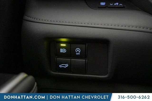 Used 2023 Toyota Highlander XLE image 16