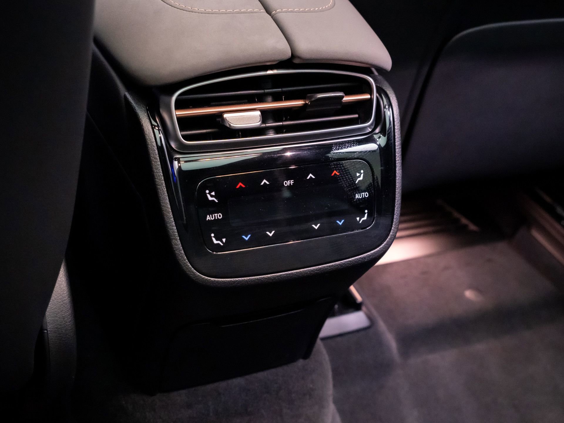 Certified 2023 Mercedes-Benz EQS 580 4MATIC SUV image 19