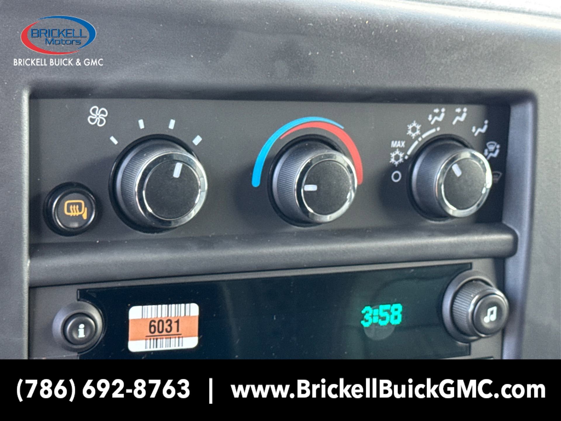 New 2025 GMC Savana 2500 w/ Driver Convenience Package image 28