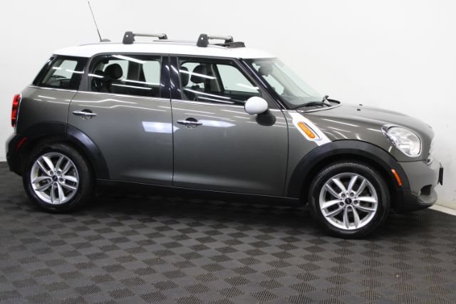 Used 2014 MINI Cooper Countryman FWD image 4