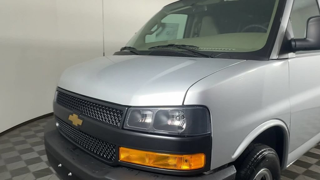 New 2026 Chevrolet Express 2500 Extended w/ Driver Convenience Package RWD image 3