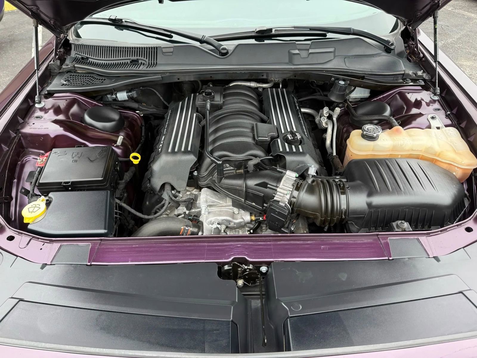 Used 2020 Dodge Challenger R/T Scat Pack w/ Dynamics Package RWD image 31