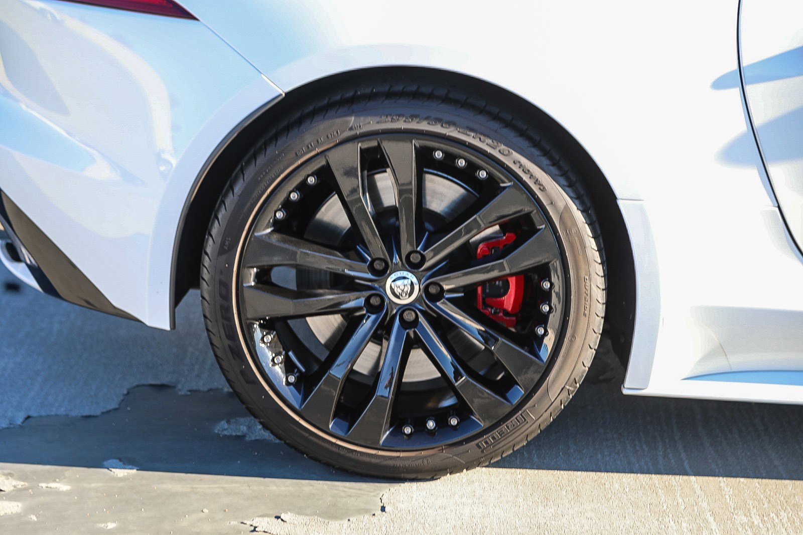 Used 2024 Jaguar F-TYPE R-Dynamic image 11