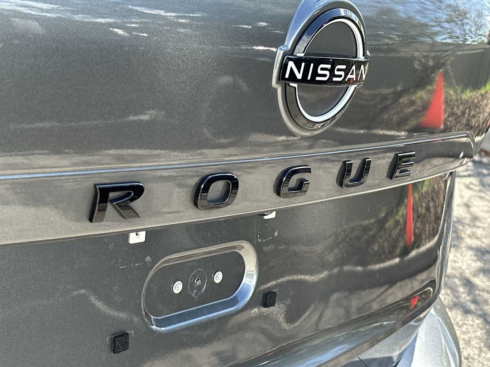 Used 2026 Nissan Rogue Dark Armor FWD image 11