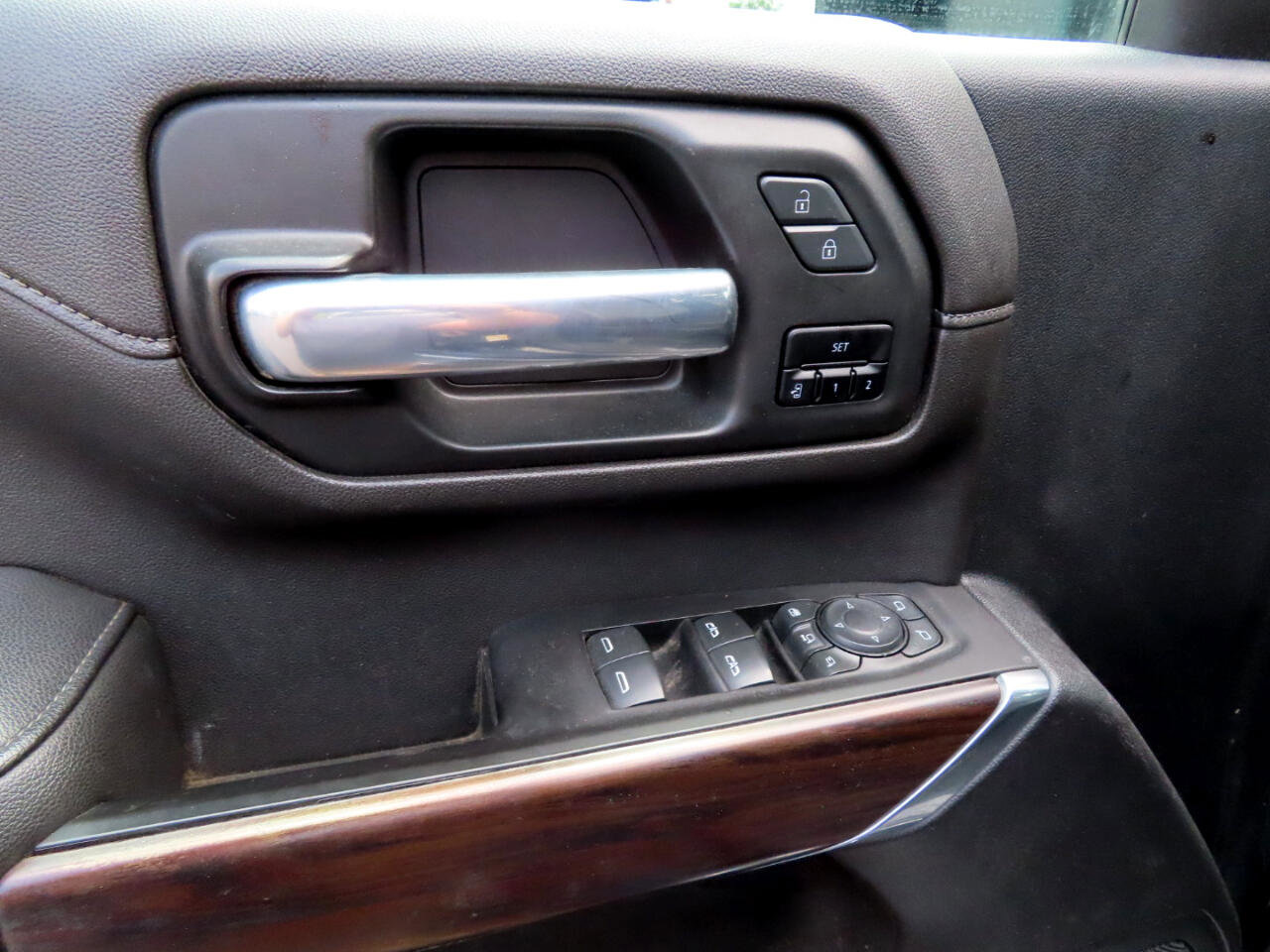 Used 2020 GMC Sierra 2500 SLT w/ SLT Premium Plus Package image 27