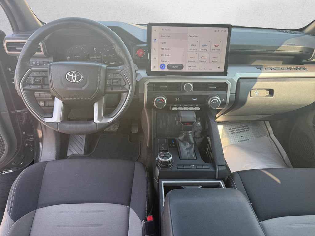 Used 2025 Toyota Tacoma TRD Off-Road AWD/4WD image 10
