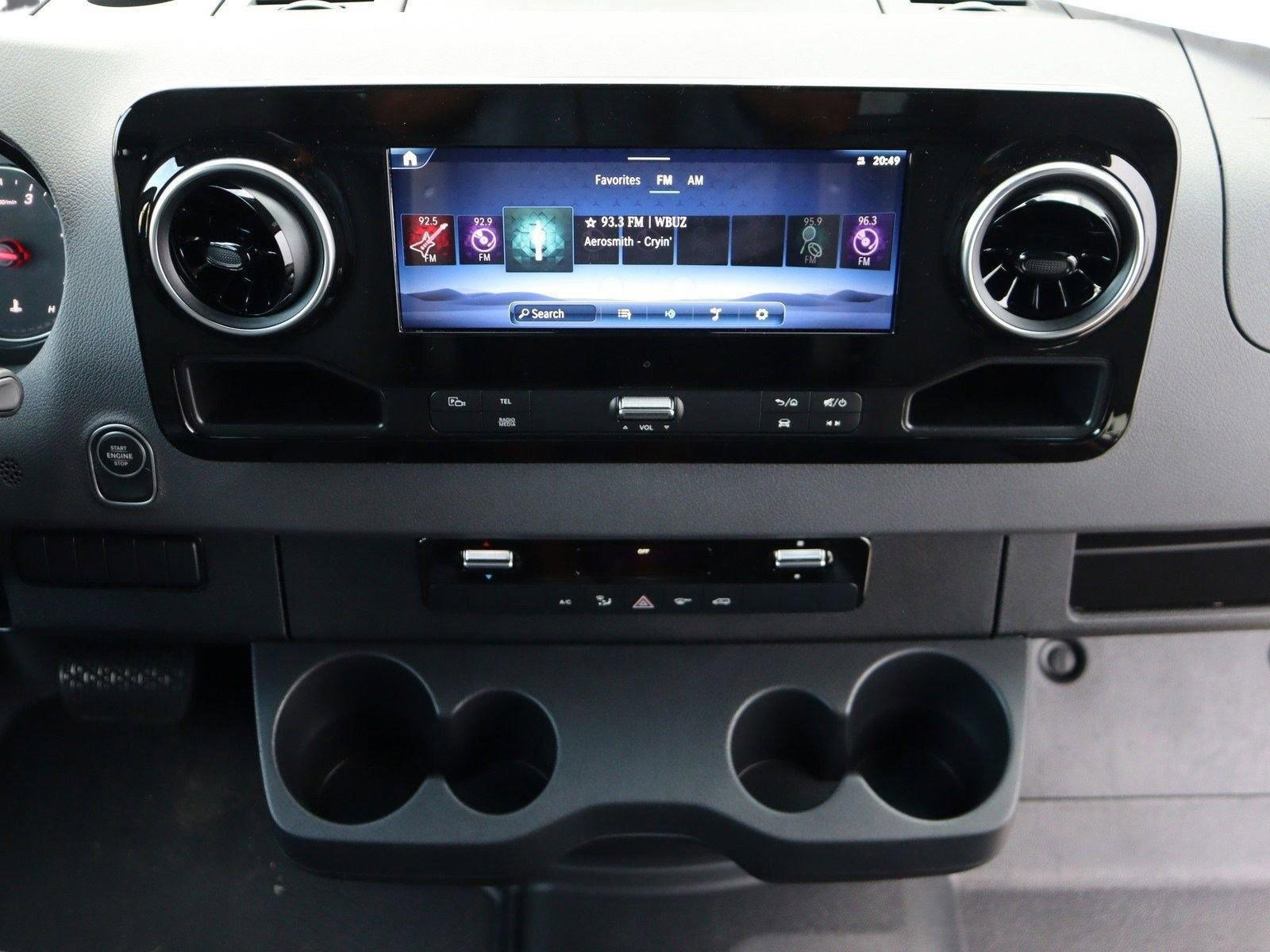 New 2025 Mercedes-Benz Sprinter 2500 image 32