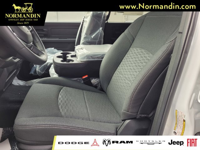 New 2026 RAM 3500 Tradesman AWD/4WD image 7