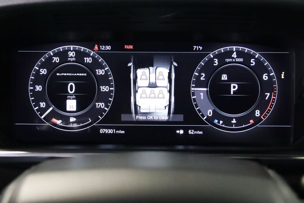 Used 2018 Land Rover Range Rover Supercharged AWD/4WD image 38