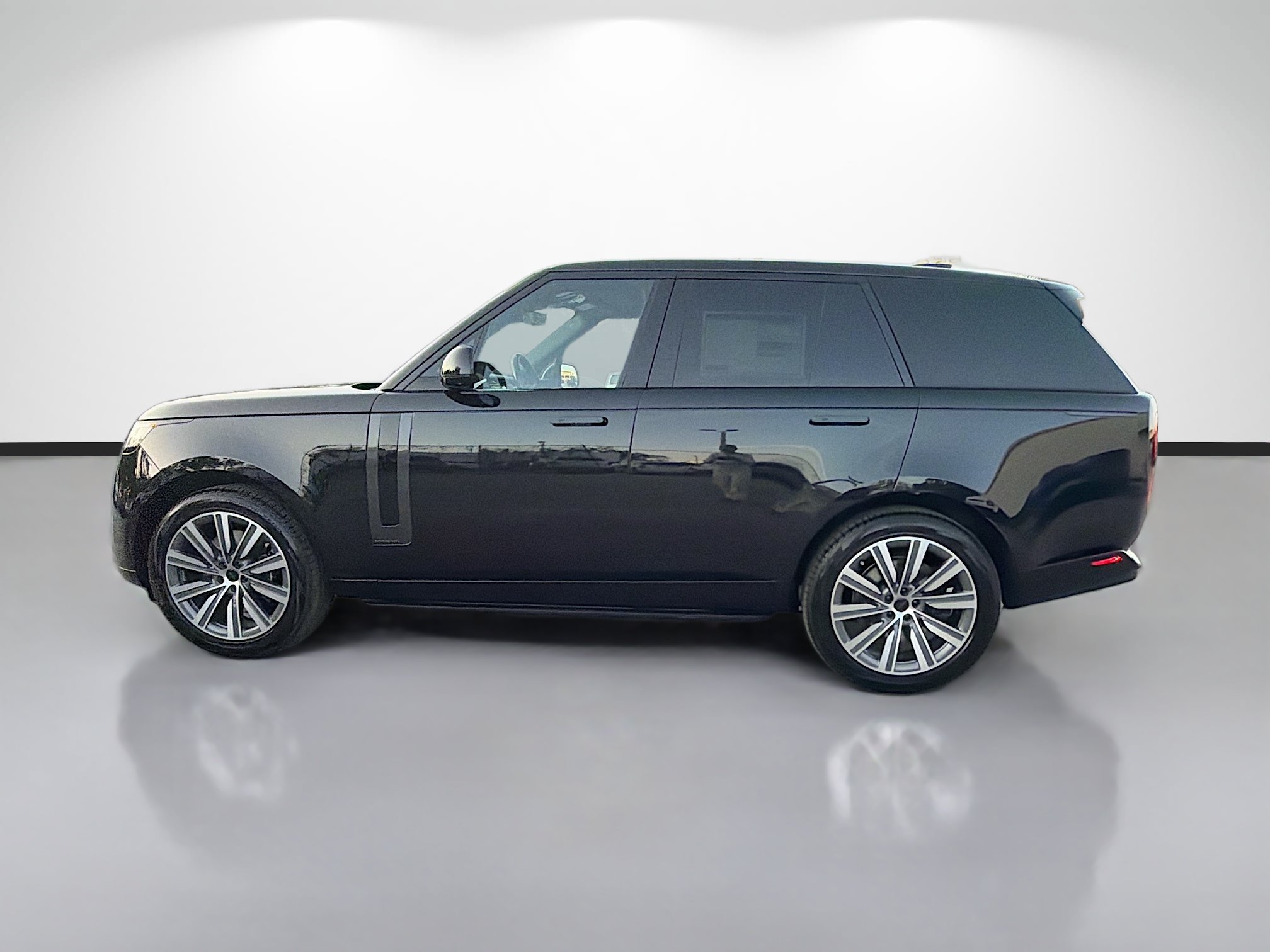 New 2026 Land Rover Range Rover Autobiography AWD/4WD image 2