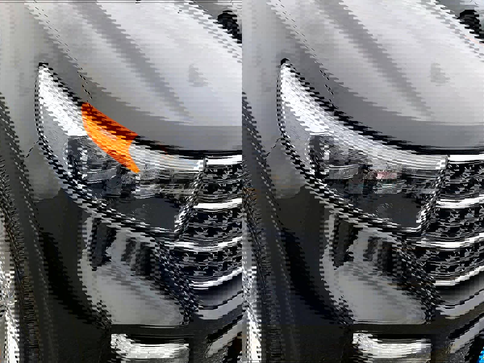 Used 2023 Ford Explorer XLT w/ Equipment Group 202A image 32