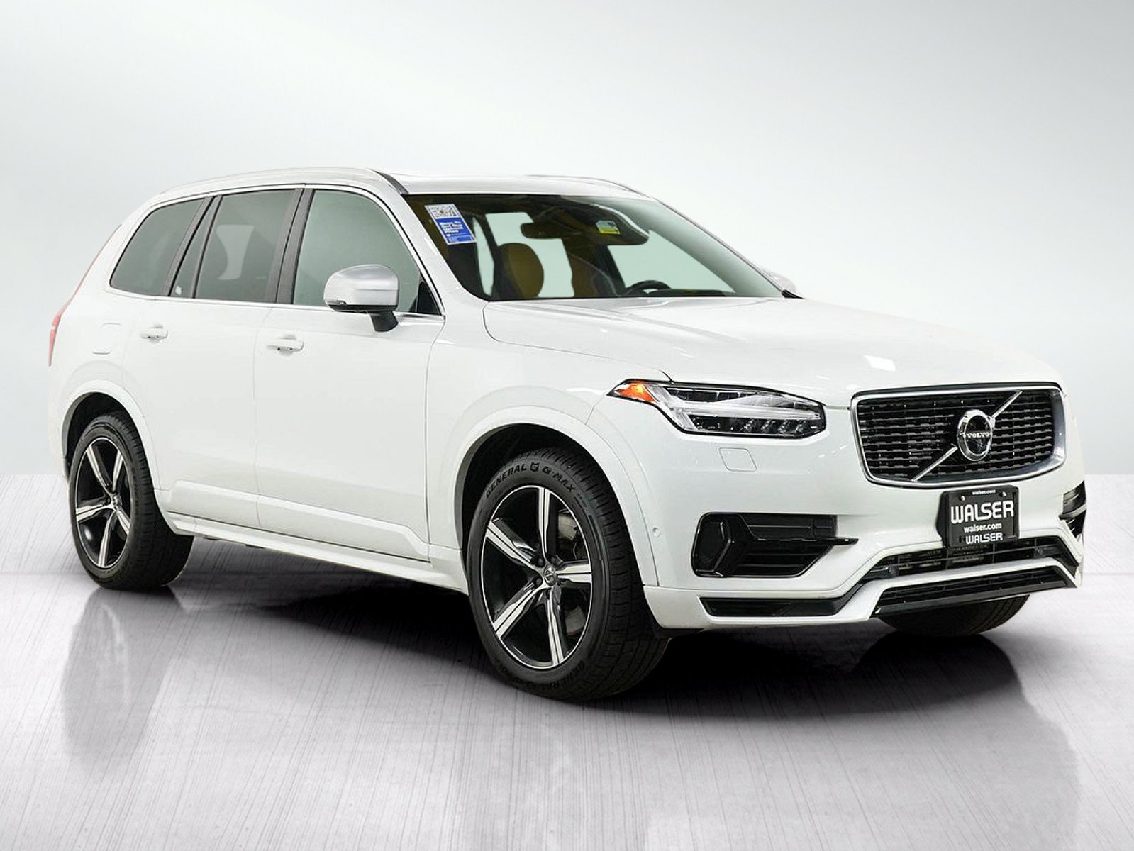 Used 2019 Volvo XC90 T8 R-Design w/ Advanced Package AWD/4WD image 7