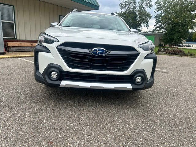 Used 2023 Subaru Outback Touring AWD/4WD image 8