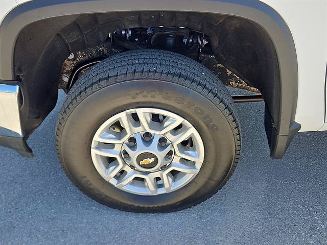 Used 2025 Chevrolet Silverado 2500 LT w/ Convenience Package AWD/4WD image 8
