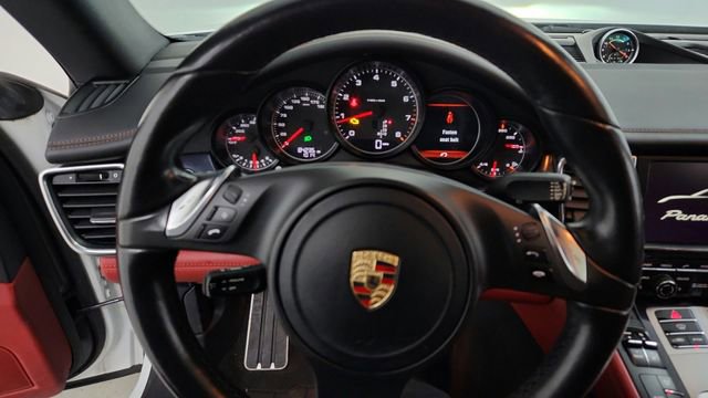 Used 2014 Porsche Panamera 4 image 15